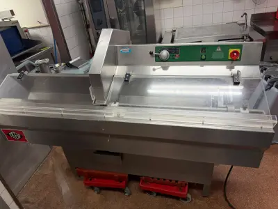 Treif PUMA-S kap machine koteletten snijmachine – kavel bij Veilingwinnaar