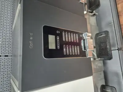 Koffieautomaat Animo Optivend kleur antraciet – kavel bij Veilingwinnaar