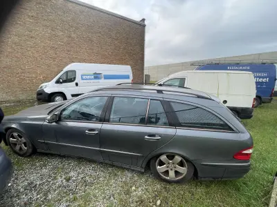 Break MERCEDES E.220.CDI (2005 / WDB 211 206 1A 875 166) – kavel bij Openbare Verkopen, Ooigem