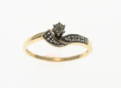 Gouden ring met diamant – kavel bij Twents Veilinghuis