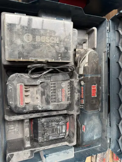 Bosch Accu Multitool – kavel bij Openbare Verkopen, Ooigem