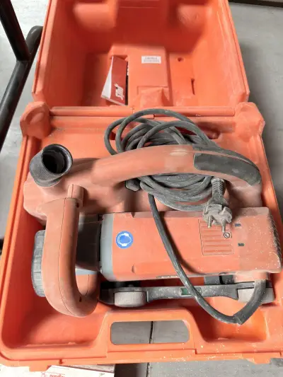 Sleuvenzaagmachine Spit D90 – kavel bij Openbare Verkopen, Ooigem