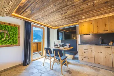 Tauernflair Premium Suites – Urlaub direkt am Zeller See & in Bruck | Casa Lago, Casa Verde & Casa Pietra – veiling bij Aurena, Zell am See
