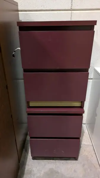 2 nachtkastjes – kavel bij Auctionline, Anderlecht