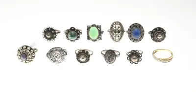 Lot met 11 zilveren ringen – kavel bij Twents Veilinghuis