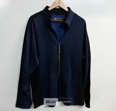 1 x Trui korte rits blauw Gelert XXL – kavel bij Belga Veilingen, Oudsbergen