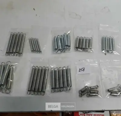 10 x Trekveren 5 stuks mix – kavel bij Belga Veilingen, Oudsbergen