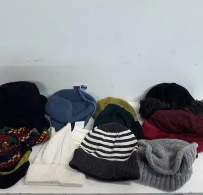 10 x Muts voor kinderen 10 assorti – kavel bij Belga Veilingen, Oudsbergen