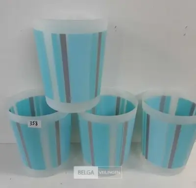 4 x Prullen mandje pvc – kavel bij Belga Veilingen, Oudsbergen