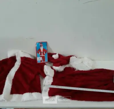 1 x Jongens kerstpak – kavel bij Belga Veilingen, Oudsbergen