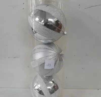 1 x Kerstballen pvc 3 stuks zilver XXL – kavel bij Belga Veilingen, Oudsbergen