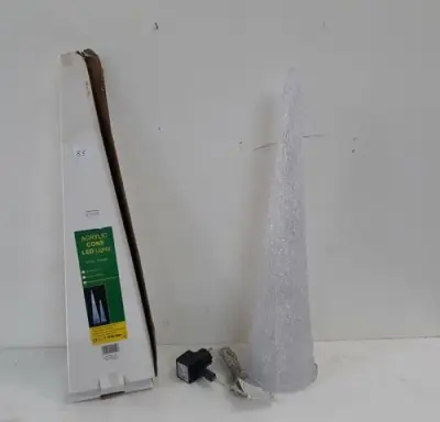 1 x Kerstkegel 60 cm LED verlichting – kavel bij Belga Veilingen, Oudsbergen