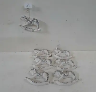 8 x Hangdeco schommelpaard wit zilver glitter 12 cm – kavel bij Belga Veilingen, Oudsbergen