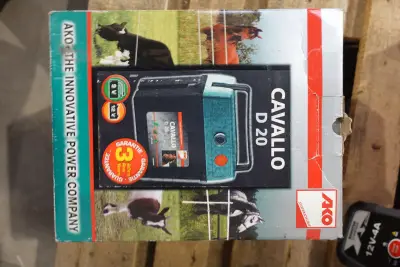 Mobiel schrikdraadapparaat Ako Cavallo D20 – kavel bij Openbare Verkopen, Wielsbeke