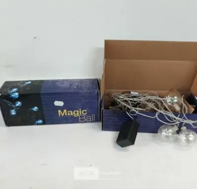 2 x Magic ball 8 ballen met lampjes als discobal – kavel bij Belga Veilingen, Oudsbergen