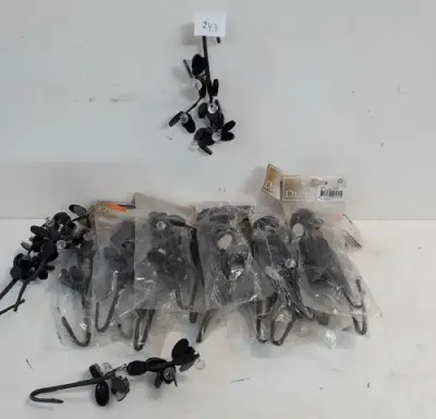 18 x Decotak zwart 15 cm – kavel bij Belga Veilingen, Oudsbergen
