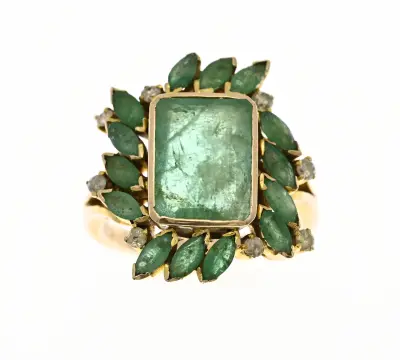 Gouden ring met smaragd en diamant – kavel bij Twents Veilinghuis