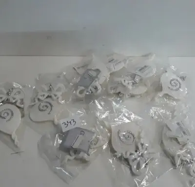 13 x Hangdeco wit/zilver 2 assorti – kavel bij Belga Veilingen, Oudsbergen