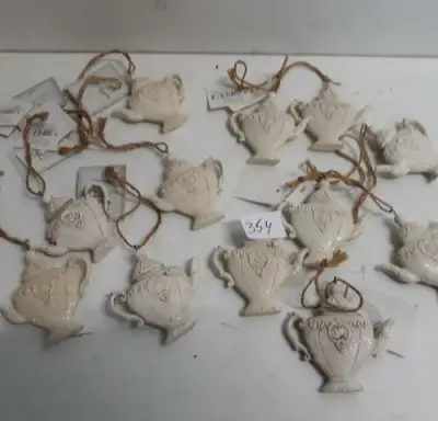 13 x Hangdeco theepot 7 cm – kavel bij Belga Veilingen, Oudsbergen