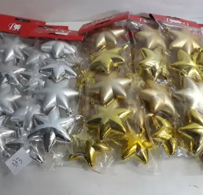 9 x Hangdeco ster pvc 4 stuks zilver/goud – kavel bij Belga Veilingen, Oudsbergen