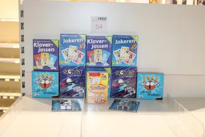 Twaalf reisspellen w.o. Bloops, Klaveren Jassen en Magic Nine – kavel bij HNVI, Oirschot