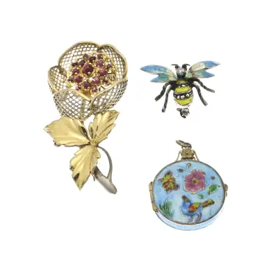 Lot broches, 3x – kavel bij Twents Veilinghuis