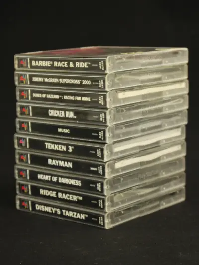 Set van 10 PlayStation 1 games in originele doosjes – kavel bij De Kringwinkel, Antwerpen