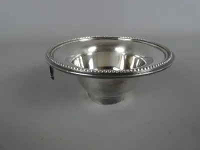 Zilverkleurig zeefje – kavel bij De Kringwinkel, Diest
