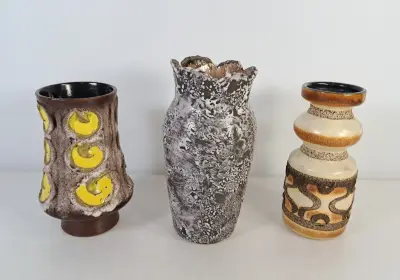 Set van drie vintage keramieken vazen, ca. 1960-1975 – kavel bij De Kringwinkel, Turnhout