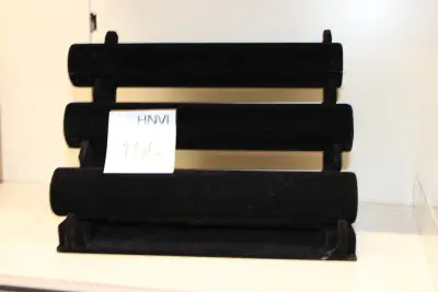 Armbandendisplay – kavel bij HNVI, Oirschot