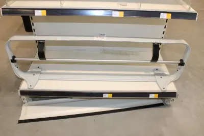 Kadopapierhouder. Maximale breedte 100 cm – kavel bij HNVI, Oirschot