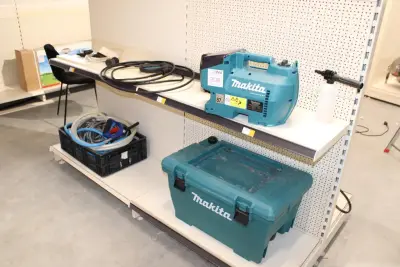 Accu hogedrukreiniger MAKITA DHW080 met buffervat, geen accu. Compleetheid onbekend – kavel bij HNVI, Oirschot