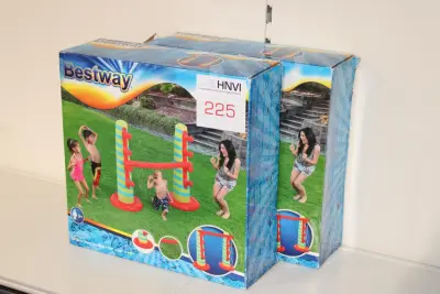 Twee limbosproeiers BESTWAY, afm. 175 x 71 x 150 cm – kavel bij HNVI, Oirschot