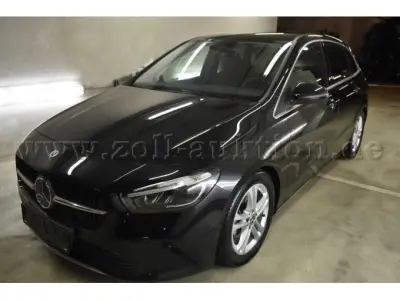 1 Mercedes-Benz B 180 met 7-traps DCT "Progressive Line" – kavel bij Zoll-Auktion, Köln