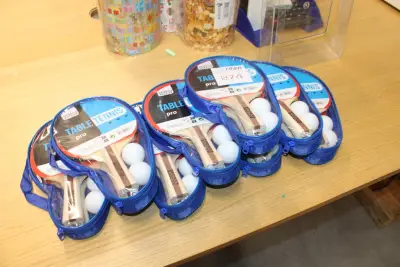 Acht ping pong sets – kavel bij HNVI, Oirschot
