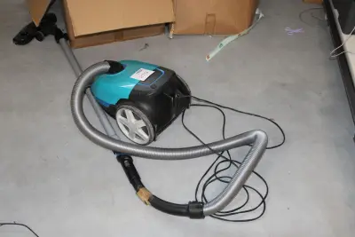 Stofzuiger PHILIPS Performer Compact – kavel bij HNVI, Oirschot