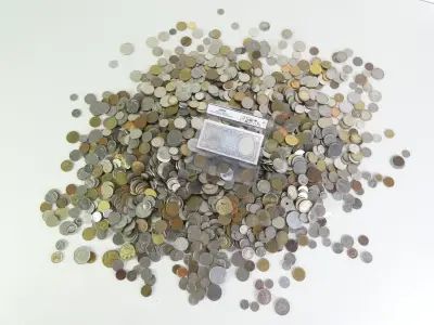 Verzameling oude munten en bankbiljetten uit diverse landen – kavel bij De Kringwinkel, Heverlee