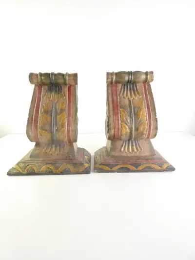 Set van 2 handgesneden houten wandconsoles – Barokstijl – kavel bij De Kringwinkel, Heverlee