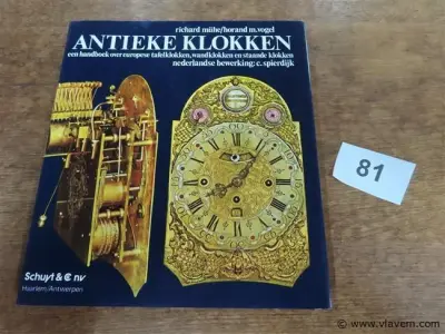 Boek, Antieke klokken – kavel bij Vlavem