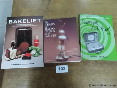 Boeken, 3 stuks – kavel bij Vlavem