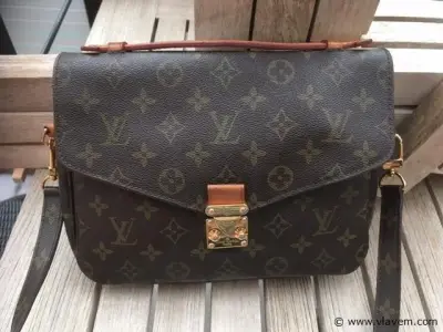 handtas, Louis Vuitton, genummerd – kavel bij Vlavem