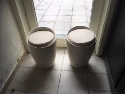 2 stoeltjes, outdoor – kavel bij Vlavem