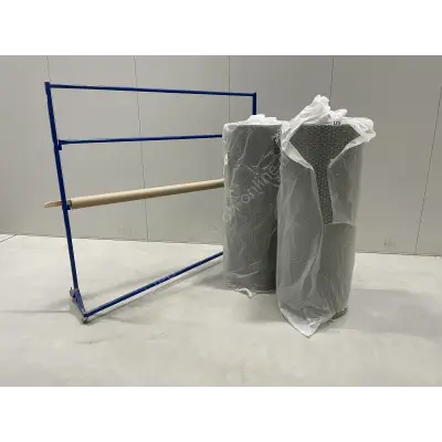 Abrollständer + 2 Rollen Verpackungsfolie 160cm 200g – kavel bij Luedtke Versteigerungen, Bernau (bei Berlin)