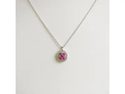 0.53ct Ruby and Diamond Necklace with Pendant – kavel bij XL Auctions