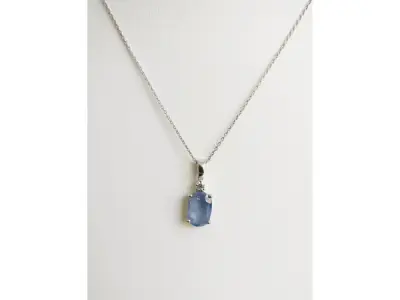 3.85ct Sapphire and Diamond Necklace with Pendant – kavel bij XL Auctions