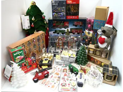 Mixdoos Kerstartikelen 50 items – kavel bij XL Auctions