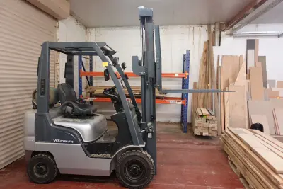 Atelier meubelmaker Verbeke – veiling bij Openbare Verkopen, Desselgem