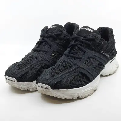 Paar schoenen, maat 45, Balenciaga, Phantom – kavel bij Domeinen Roerende Zaken, Groningen