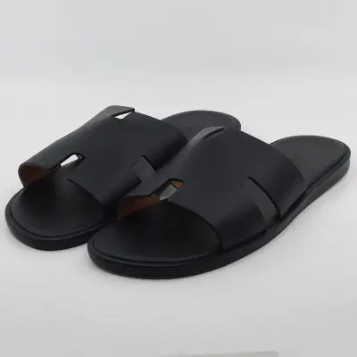 Paar slippers, maat 43, Hermès, AF7041141ZH2501 – kavel bij Domeinen Roerende Zaken, Groningen