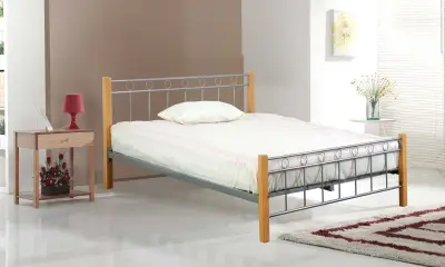Bed Evelien - 140x200 – kavel bij Openbare Verkopen, Beveren-Leie